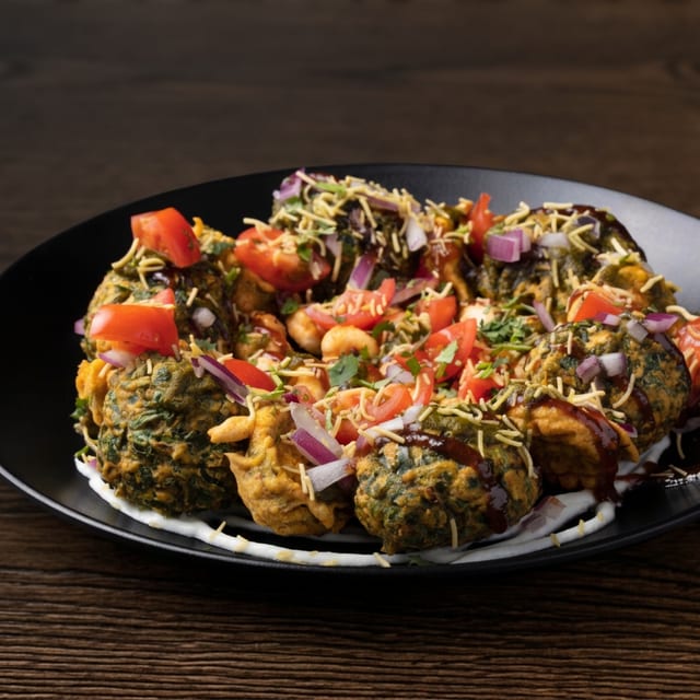 Crispy Palak Chaat (G, N).