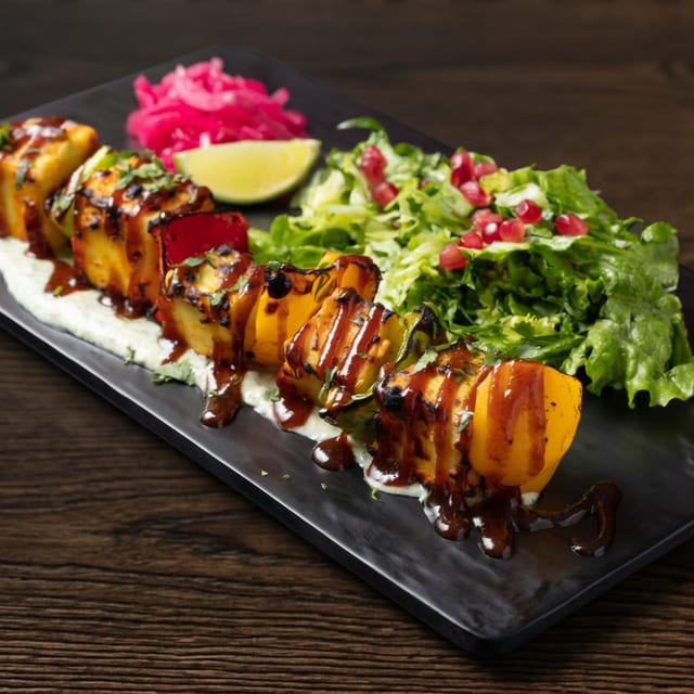 Plate: Tandoori Chicken Tikka (N,G).