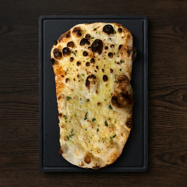 Garlic Naan (N).